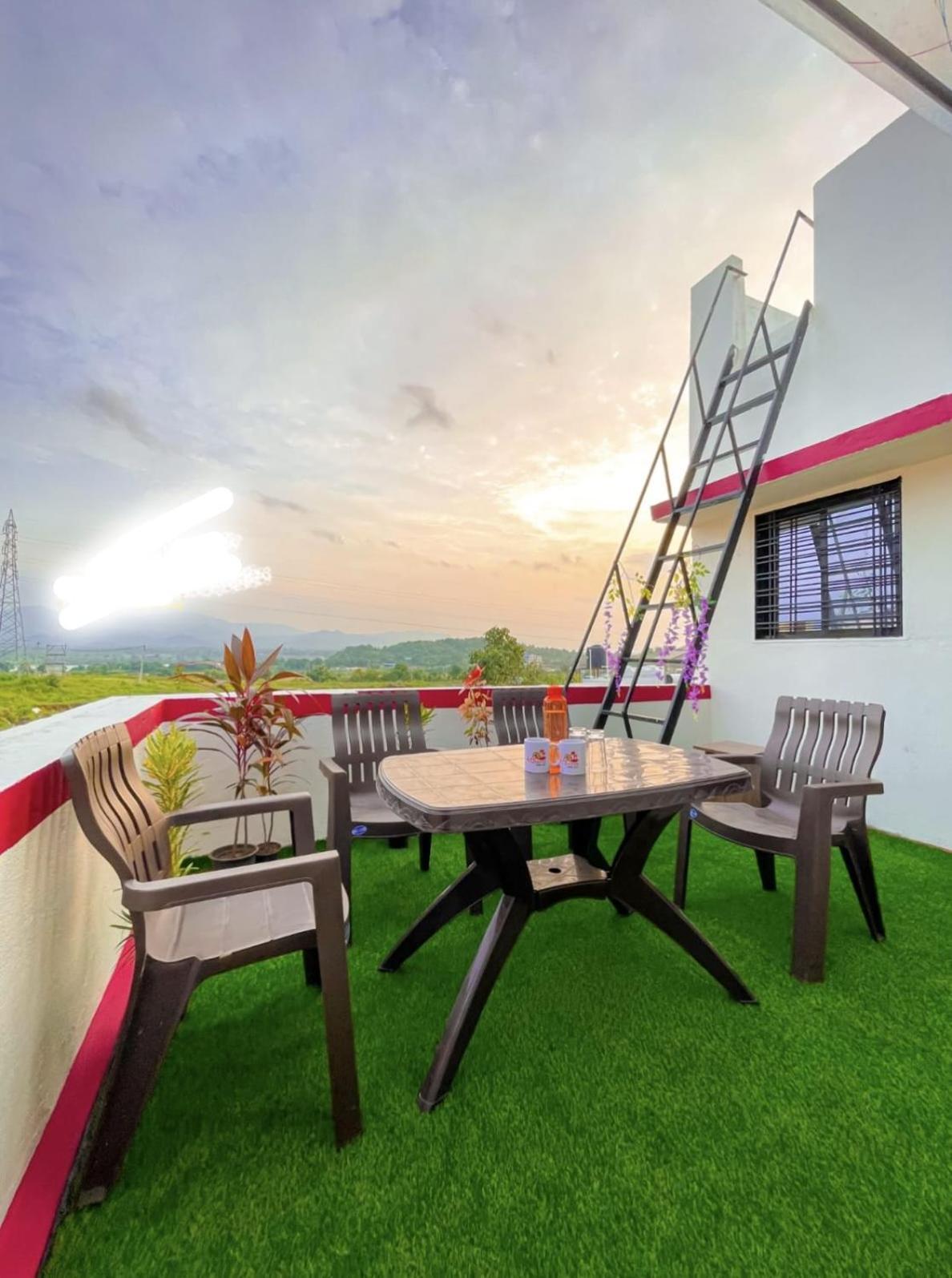 Jai Swaminarayan Delux Homestay Garudeshwar Bagian luar foto