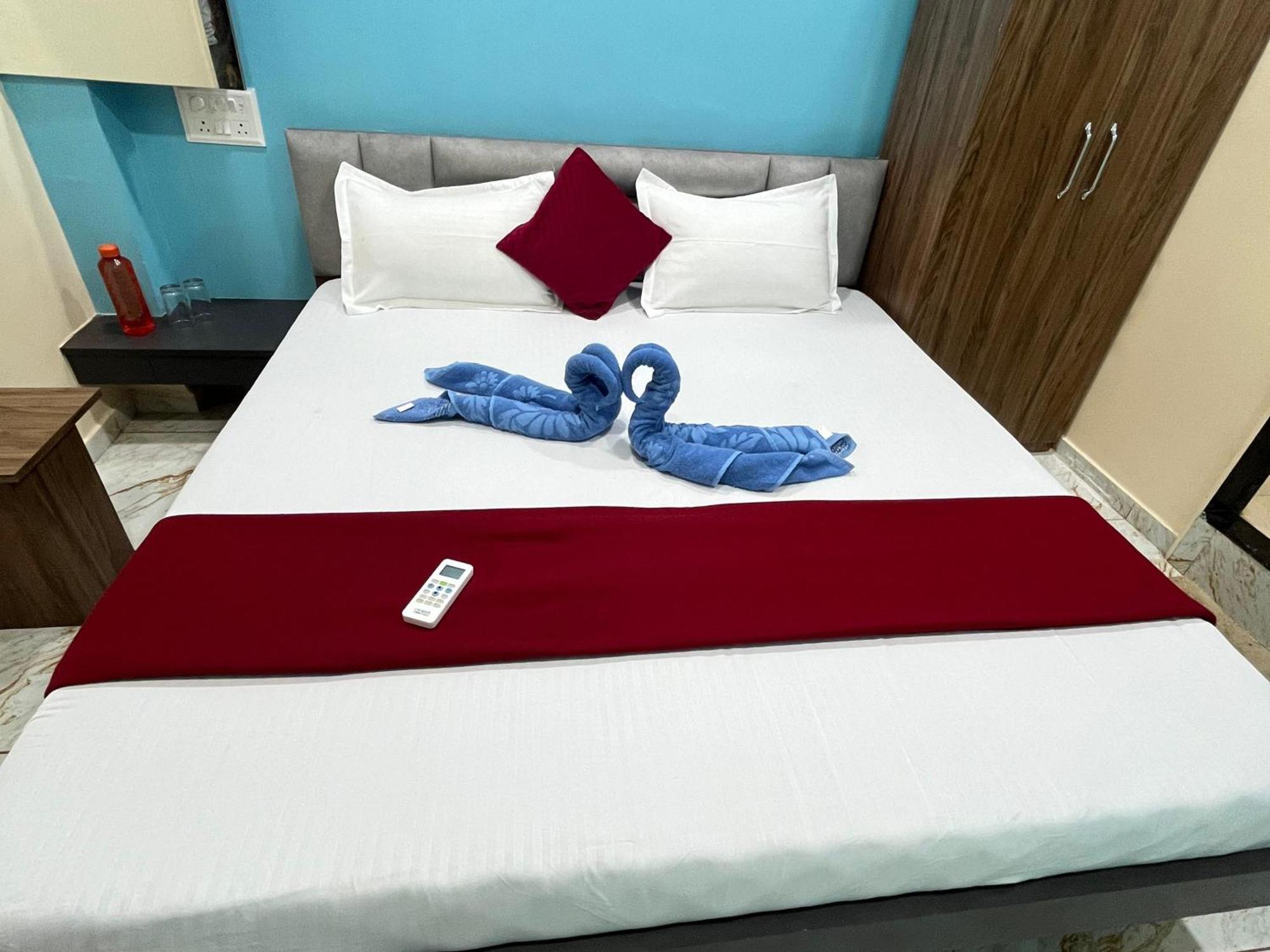Jai Swaminarayan Delux Homestay Garudeshwar Bagian luar foto