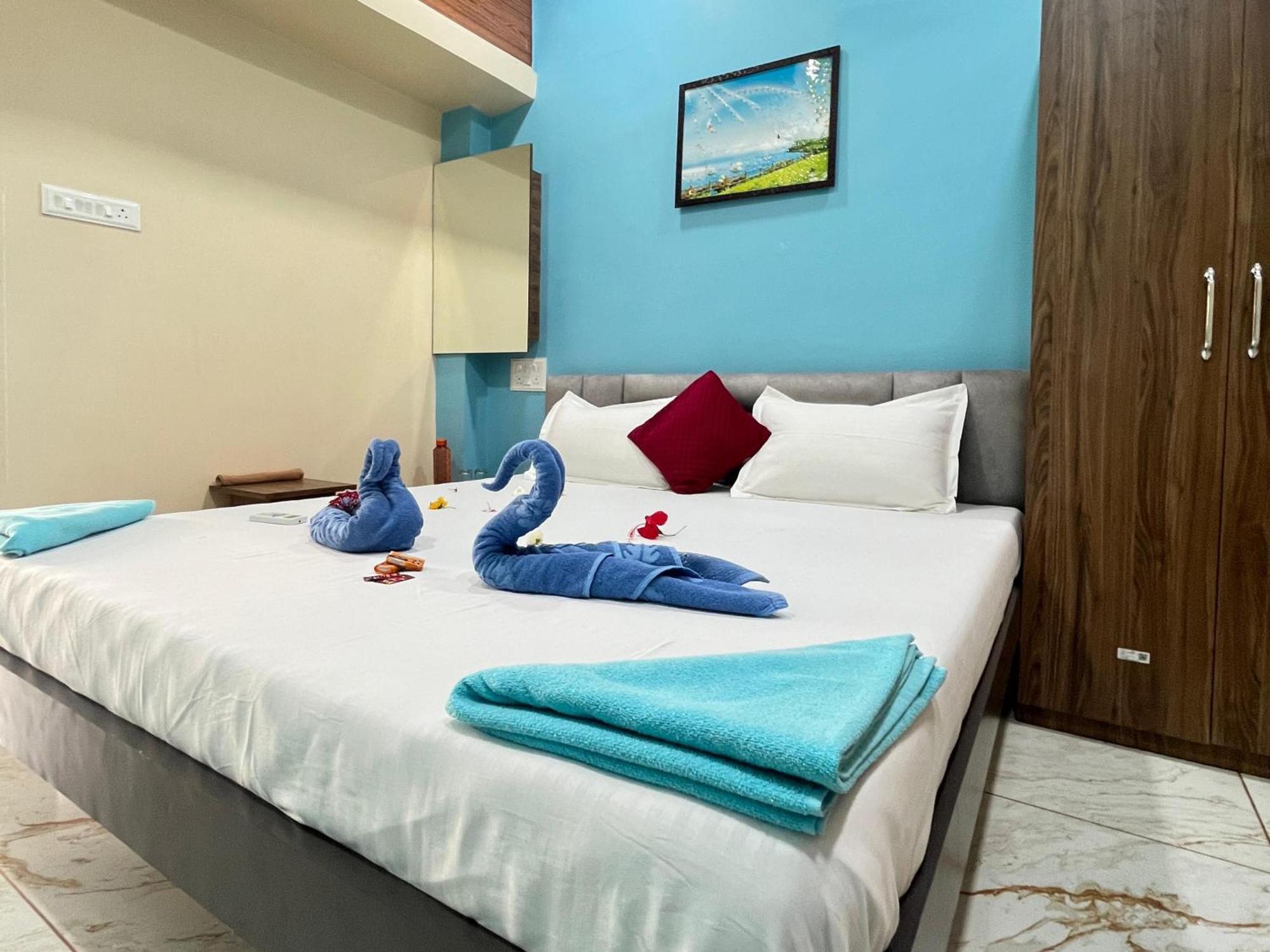 Jai Swaminarayan Delux Homestay Garudeshwar Bagian luar foto