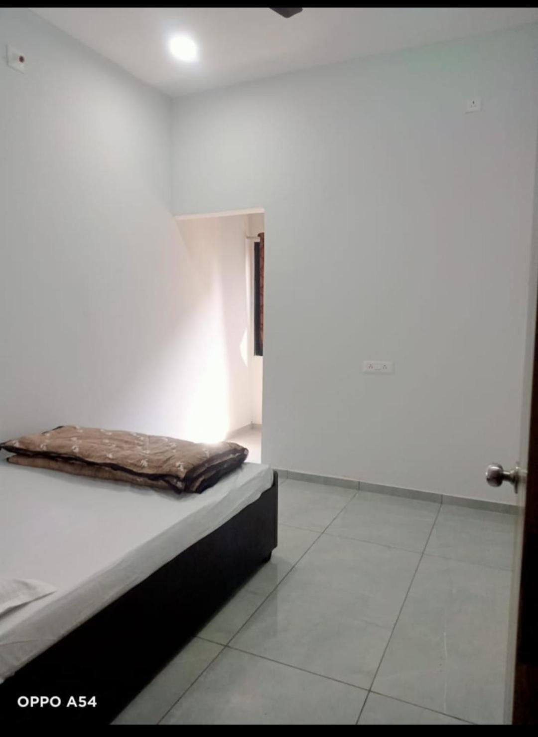 Jai Swaminarayan Delux Homestay Garudeshwar Bagian luar foto